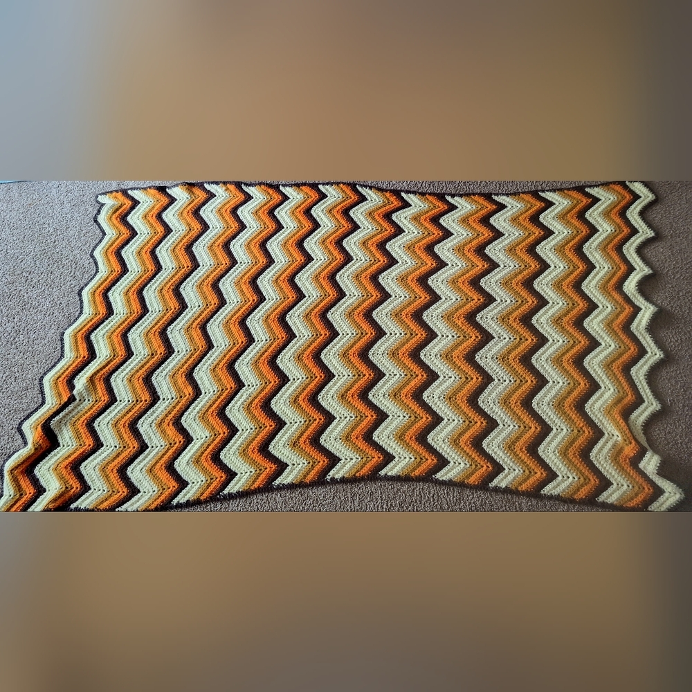 Handmade Zigzag Chevron Crochet Quilt in Orange, Brown & Cream 60L×34W.